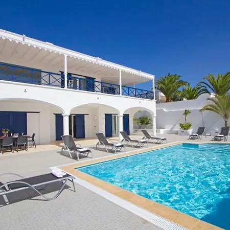 Marina Is A Beautiful 5 Bedroom In With Heated Pool Βίλα